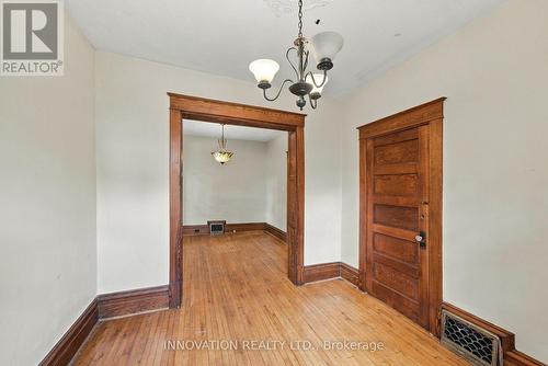 204 Compton Avenue, Ottawa, ON 