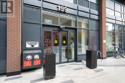 3002 - 159 Wellesley Street E, Toronto, ON 