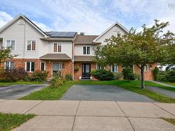 69 Amin Street  Bedford, NS B4A 4B8