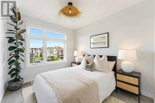66 Feathertop Lane, Ottawa, ON 