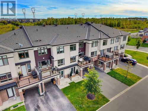 66 Feathertop Lane, Ottawa, ON 