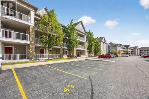 205 - 40 Mulligan Lane, Wasaga Beach, ON 
