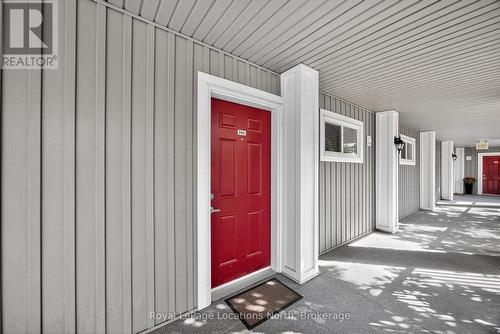 205 - 40 Mulligan Lane, Wasaga Beach, ON 