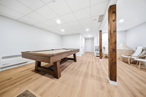 Salle familiale - 1636 Rue Des Sittelles, Saguenay (Chicoutimi), QC 