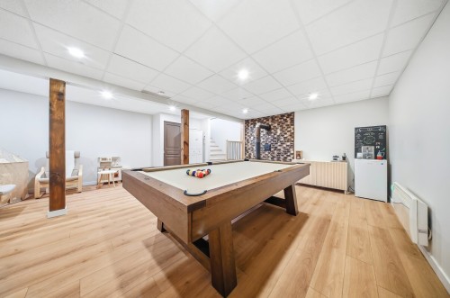 Salle familiale - 1636 Rue Des Sittelles, Saguenay (Chicoutimi), QC 