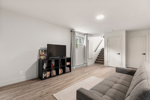 Salle familiale - 3534 Rue Nina-Owens, Sherbrooke (Les Nations), QC 