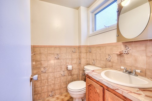 Salle d'eau - 508 Av. De Chambly, Laval (Chomedey), QC 
