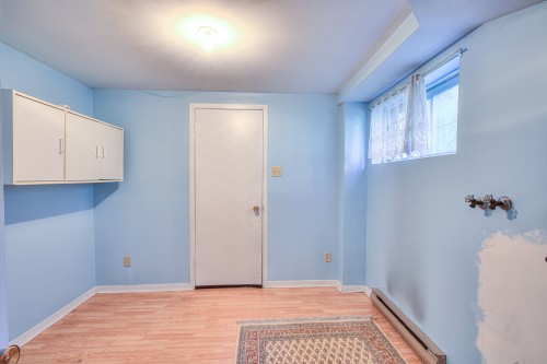 Salle de lavage - 508 Av. De Chambly, Laval (Chomedey), QC 