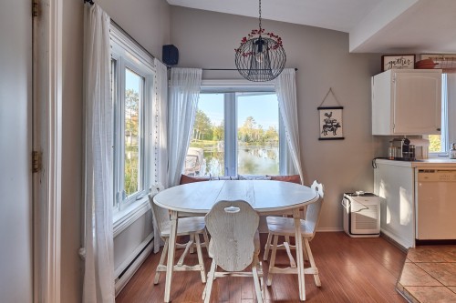 Salle à manger - 44 Ch. Thibault, Saint-Donat, QC 