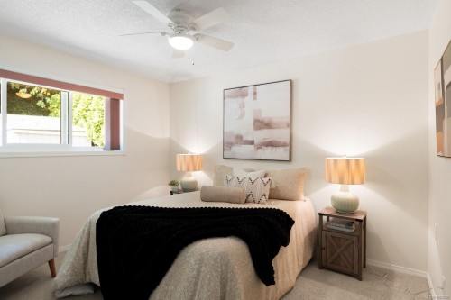 7436 East Saanich Rd, Central Saanich, BC 