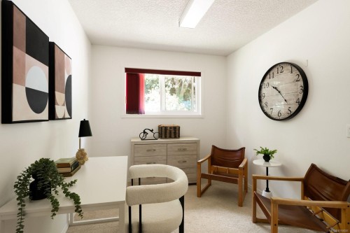 7436 East Saanich Rd, Central Saanich, BC 