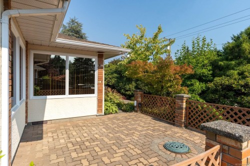 7436 East Saanich Rd, Central Saanich, BC 