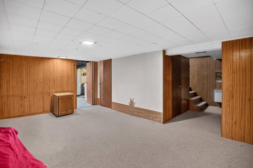 Salle familiale - 151 Av. Cornwall, Mont-Royal, QC 
