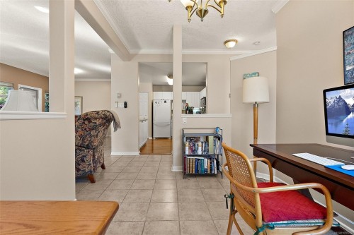 #106-1110 Willow St, Saanich, BC 