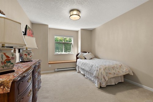 #106-1110 Willow St, Saanich, BC 