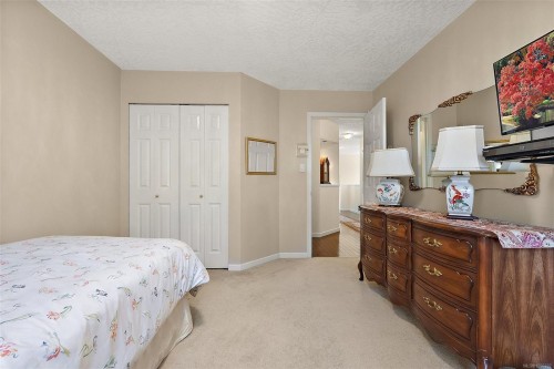 #106-1110 Willow St, Saanich, BC 