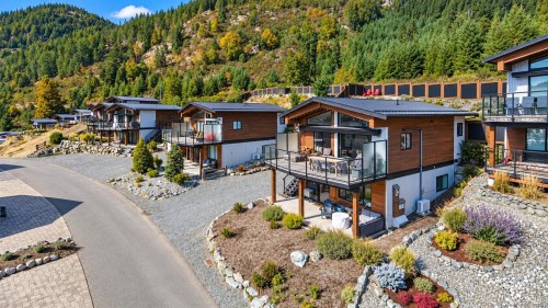 9558 Marble Bay Rd, Lake Cowichan, BC 