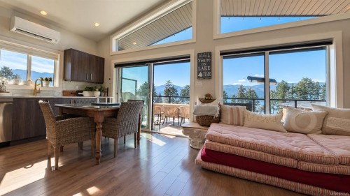 9558 Marble Bay Rd, Lake Cowichan, BC 