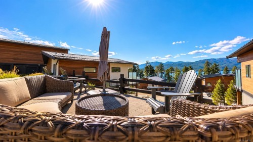 9558 Marble Bay Rd, Lake Cowichan, BC 