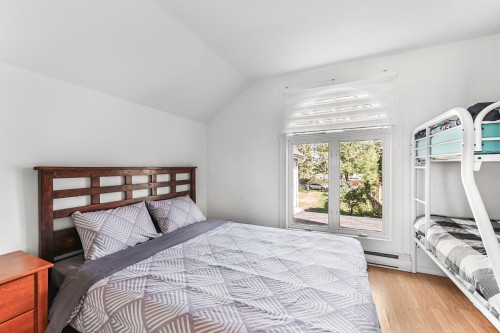 Chambre à coucher - 27 Av. De Venise O., Venise-En-Québec, QC 