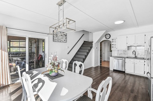 Coin-repas - 27 Av. De Venise O., Venise-En-Québec, QC 