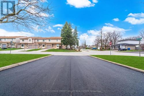 4 - 2 Parkview Drive, Orangeville, ON 