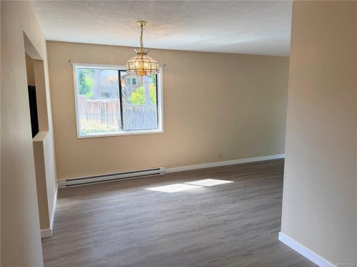 256 Ardenlea Pl, View Royal, BC 