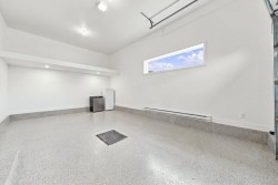 Garage - 