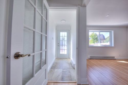 Hall d'entrée/Vestibule - 12830  - 12836 Rue Évangéline-Gallant, Montréal (Rivière-Des-Prairies/Pointe-Aux-Trembles), QC 