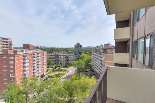 Vue - 1103-7905 Ch. De La Côte-St-Luc, Côte-Saint-Luc, QC 
