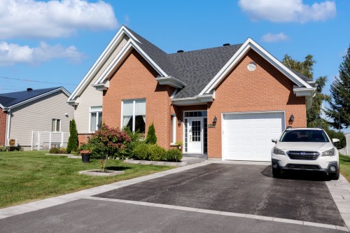 Front of Structure - 256 23E Avenue, Saint-Zotique, QC 
