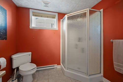 Bathroom - 256 23E Avenue, Saint-Zotique, QC 