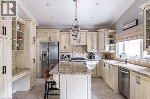 54 Inverness Avenue W, Hamilton, ON 
