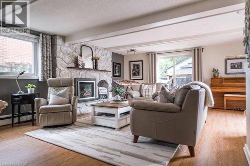 54 Inverness Avenue W, Hamilton, ON 