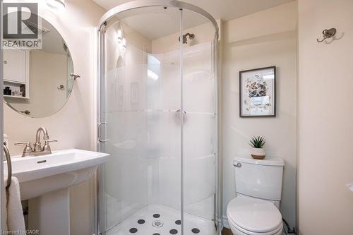 54 Inverness Avenue W, Hamilton, ON 