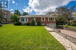 302 ARROWHEAD PLACE Kingston (West Of Sir John A. Blvd), ON K7M 3L3