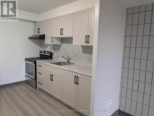 4 - 1837 LANSDOWNE STREET W , Peterborough (Otonabee Ward 1), Ontario K9K 1R4 3