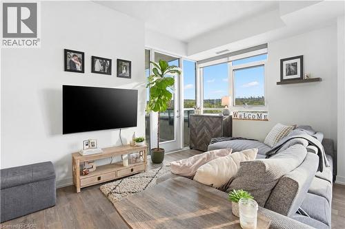 550 North Service Road Unit# 801, Grimsby, ON 