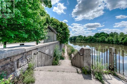 110 - 25 Concession Street, Cambridge, ON 