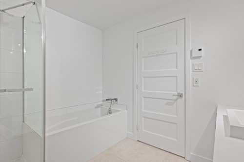 Salle de bains - 207-6201 Rue D'Angora, Terrebonne (Lachenaie), QC 