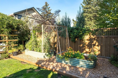 1159 Sluggett Rd, Central Saanich, BC 