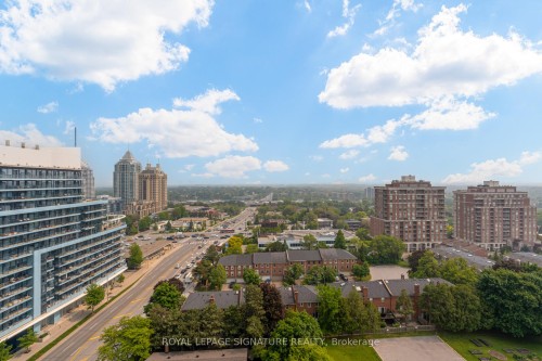 1304-2 Teagarden Court, Toronto, ON 