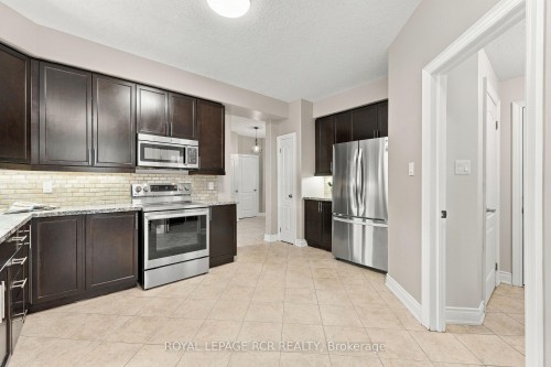825 Booth Avenue, Innisfil, ON 