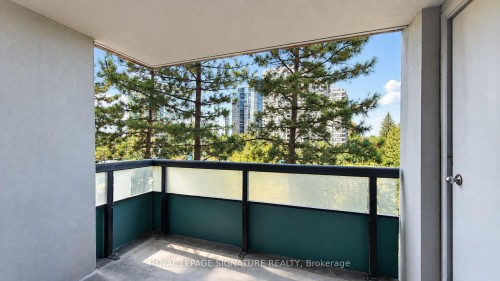 411-7 Bishop Avenue, Toronto, ON 