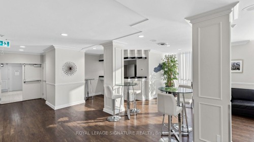 411-7 Bishop Avenue, Toronto, ON 
