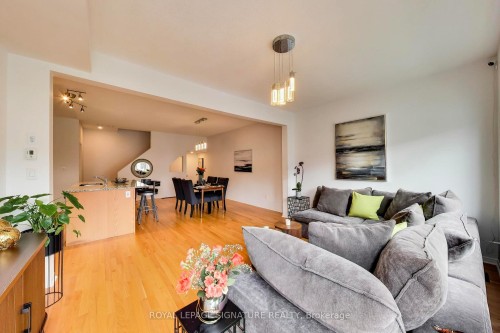12 Mcgrath Avenue, Richmond Hill, ON 
