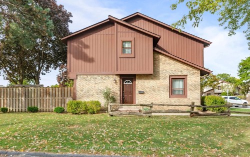 1-6650 Falconer Drive  Mississauga, ON L5N 1B5
