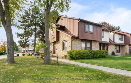 1-6650 Falconer Drive, Mississauga, ON 