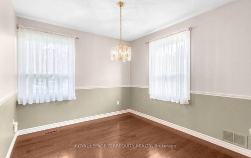 1-6650 Falconer Drive, Mississauga, ON 