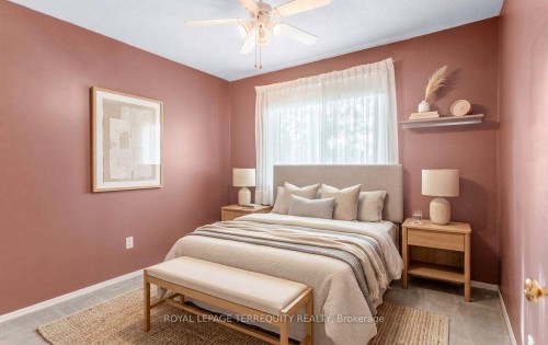 1-6650 Falconer Drive, Mississauga, ON 
